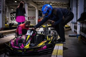 Neon Race Kartlandas